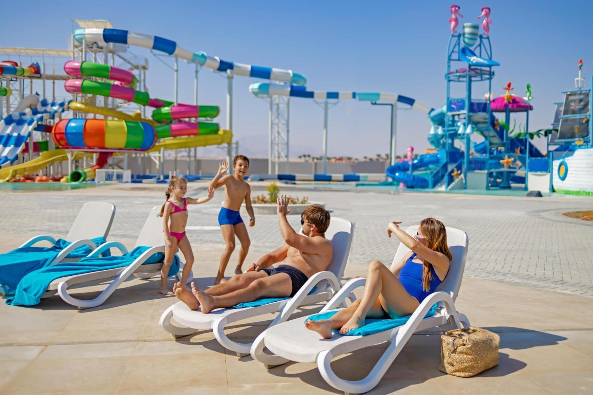 Movenpick Waterpark Resort & Spa Soma Bay Bagian luar foto