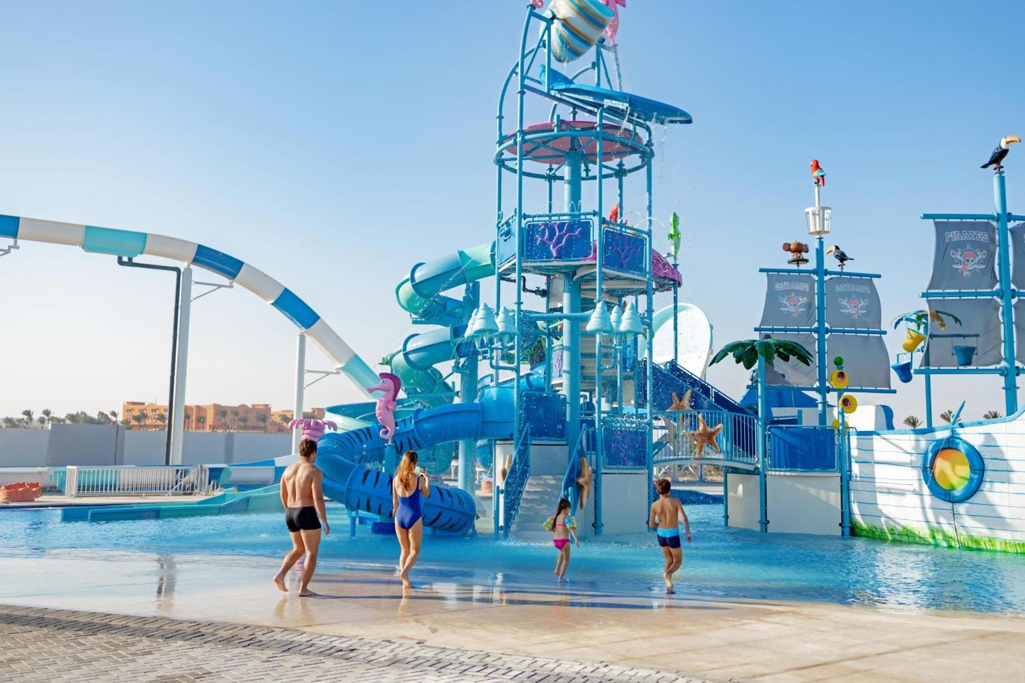 Movenpick Waterpark Resort & Spa Soma Bay Bagian luar foto