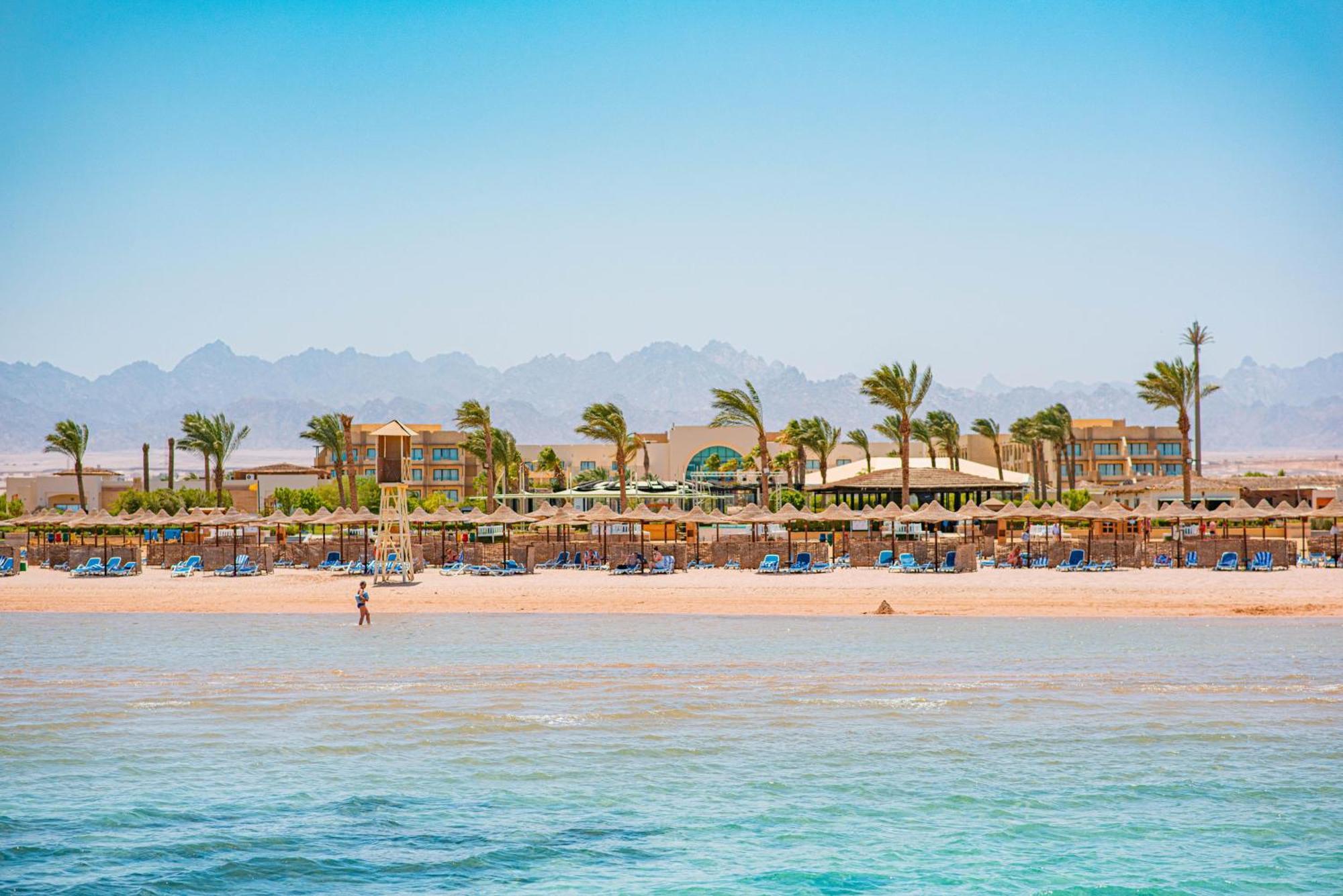 Movenpick Waterpark Resort & Spa Soma Bay Bagian luar foto