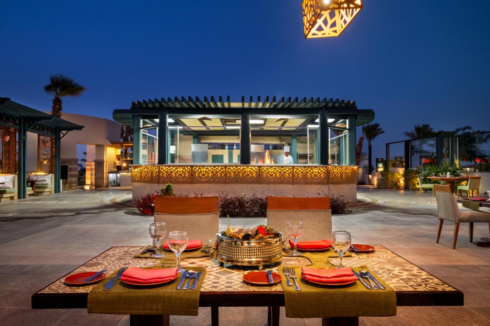 Movenpick Waterpark Resort & Spa Soma Bay Bagian luar foto