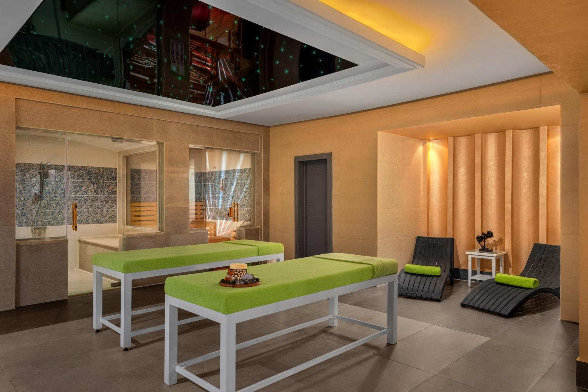 Movenpick Waterpark Resort & Spa Soma Bay Bagian luar foto
